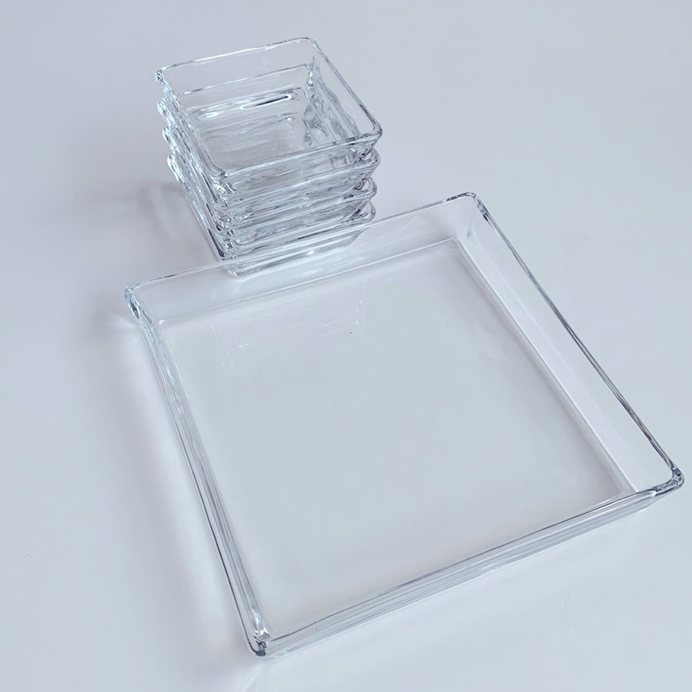 CRATE & BARREL Serve-ware Glass Platter Set of 5 for Entertaining - Picture 8 of 11